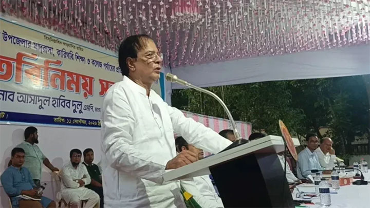 সরকারি ছুটির বাইরে শিক্ষাপ্রতিষ্ঠানে কোনো ‘অফ ডে’ নয়: ত্রাণমন্ত্রী