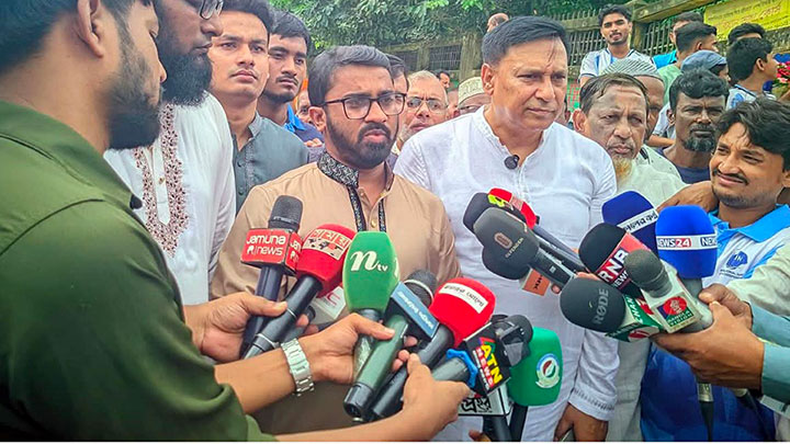লং মার্চের মাধ্যমে জামায়াত পরিকল্পিতভাবে সরকারের বিরুদ্ধে ষড়যন্ত্র করছে - রংপুরে রাশেদ খাঁন
