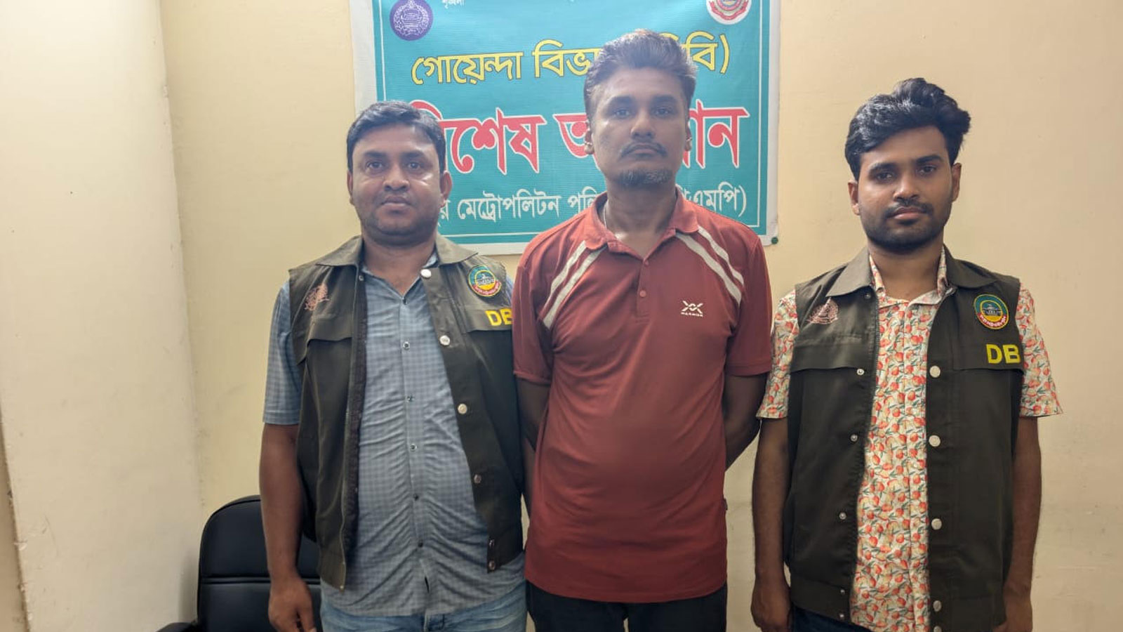 রংপুরে ক্যাসিনো সম্রাট শেখ রাসেল  গ্রেফতার