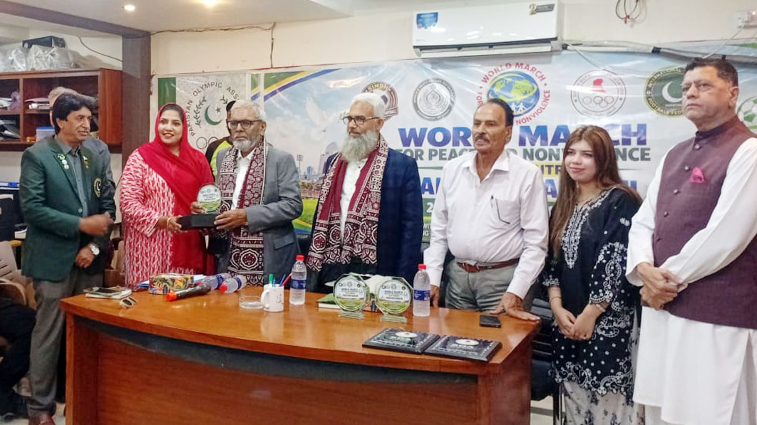 করাচী এবং লাহোরে বাংলাদেশের দু'জন মানবাধিকার কর্মী সংবর্ধিত 