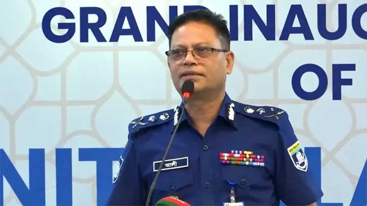 সরকার অনুমোদন দিলে প্রয়োজনে ক্রসফায়ারও করব: আইজিপি