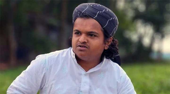 সোনারগাঁয়ে ডাকাতের কবলে রফিকুল ইসলাম মাদানি, অল্পের জন্য রক্ষা
