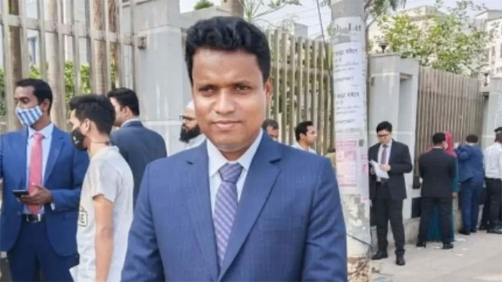 লালমনিরহাটে অনলাইন জুয়ার প্রতিবাদ করে হামলার শিকার সেই কলেজ শিক্ষকের মৃত্যু