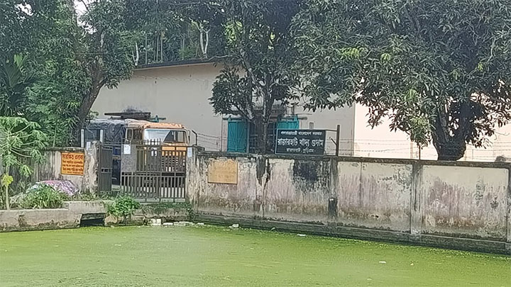 কুড়িগ্রামে সরকারি গুদামের পরিবর্তে অটো রাইস মিলে ধান সংগ্রহের অভিযোগ